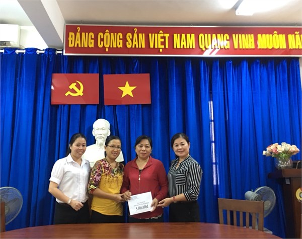 Liên đoàn lao động Quận 5 hỗ trợ công đoàn viên trường Mầm non 14B có hoàn cảnh khó khăn
